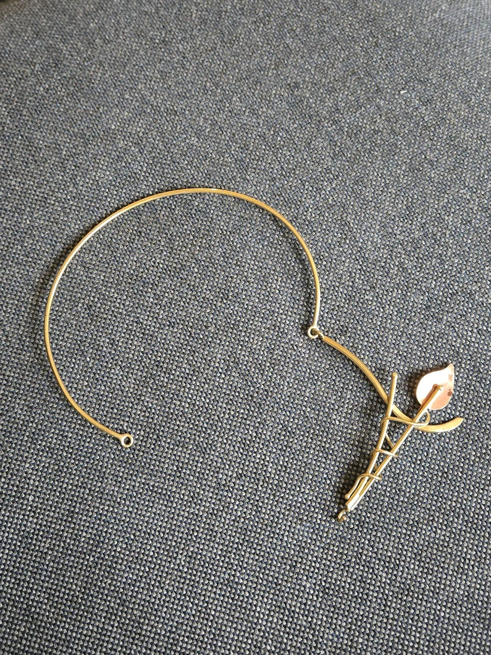 Gold-Tone Leaf Pendant Collar Necklace - Women Jewelry